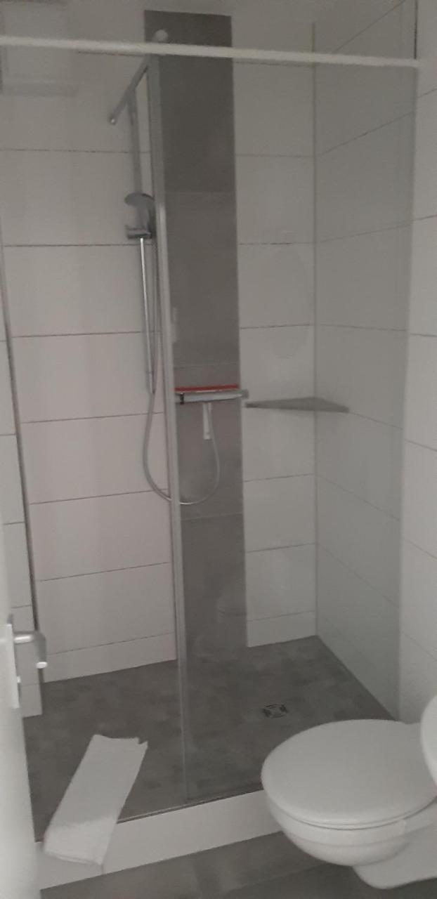 Arkadia Hotel Burgwedel  Ngoại thất bức ảnh