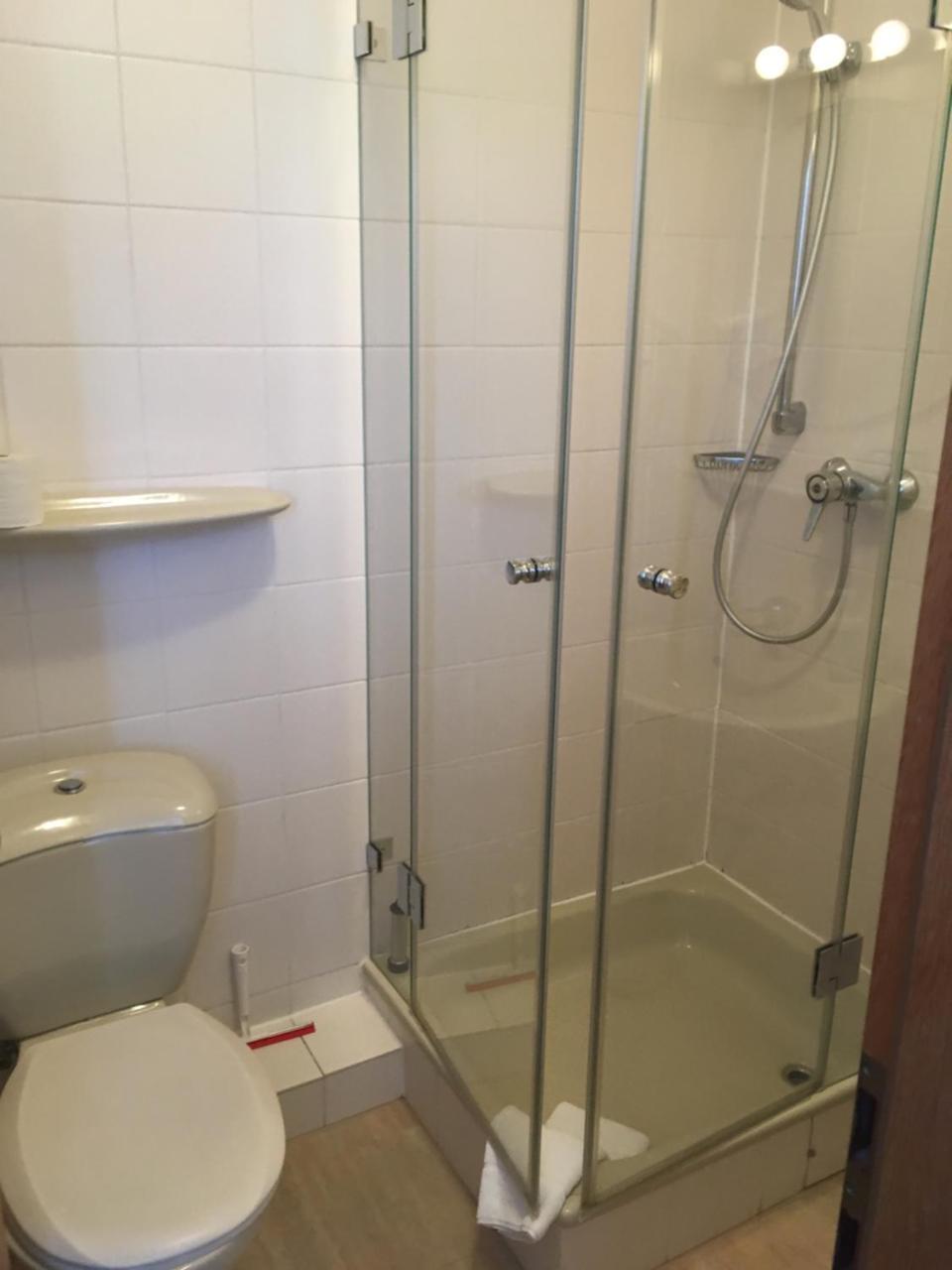 Arkadia Hotel Burgwedel  Ngoại thất bức ảnh