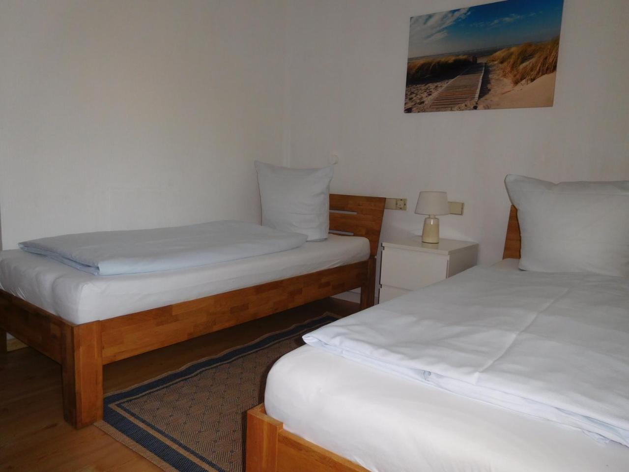 Arkadia Hotel Burgwedel  Ngoại thất bức ảnh
